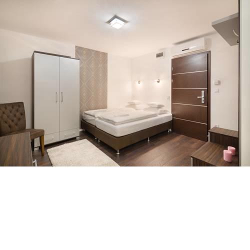 Paulay Downtown Apartments