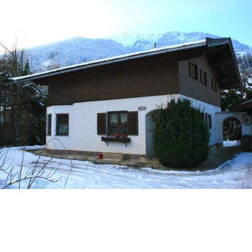 Peaceful Chalet in Kirchberg with Private Sauna