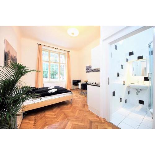 PEACEFUL COUPLE STAY / OLD TOWN / JEWISH QUARTER