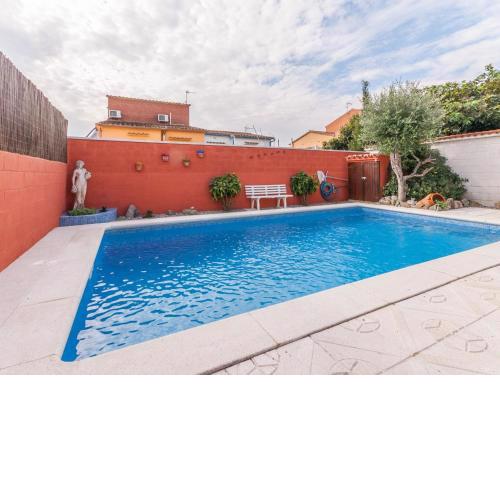 Peaceful Holiday Home in Costa Brava with Private Pool