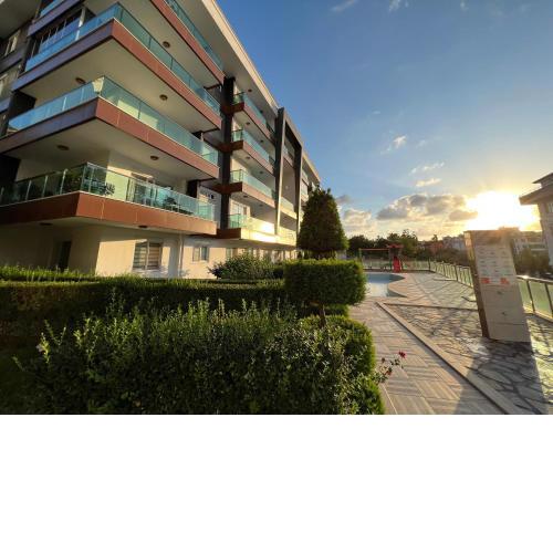Peaceful Riverside Retreat 10-Min Walk to Beach, Steps from National Park in Alanya