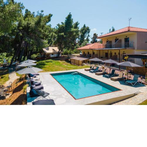 Pefkon Suites