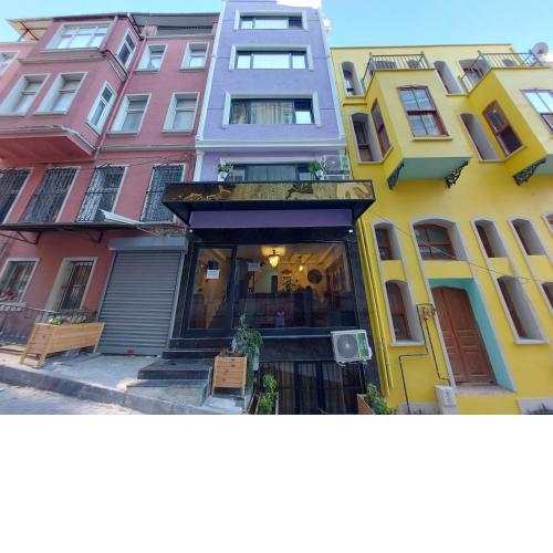 Peker Hotel