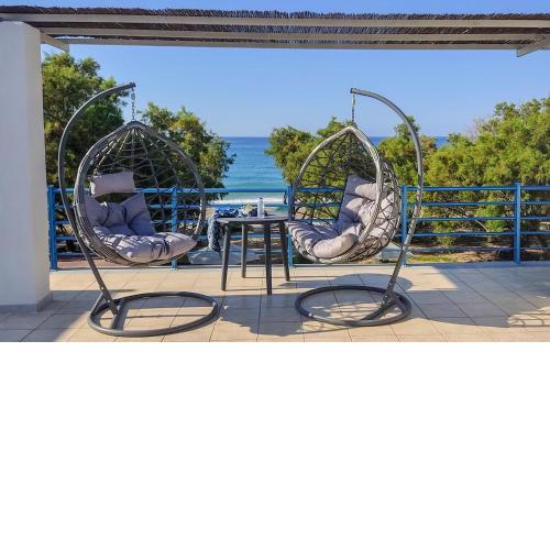 Pelekanos Beach Front Apartment