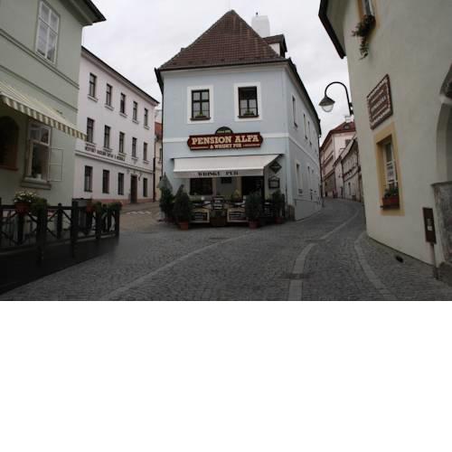 Pension Alfa & Whisky Pub