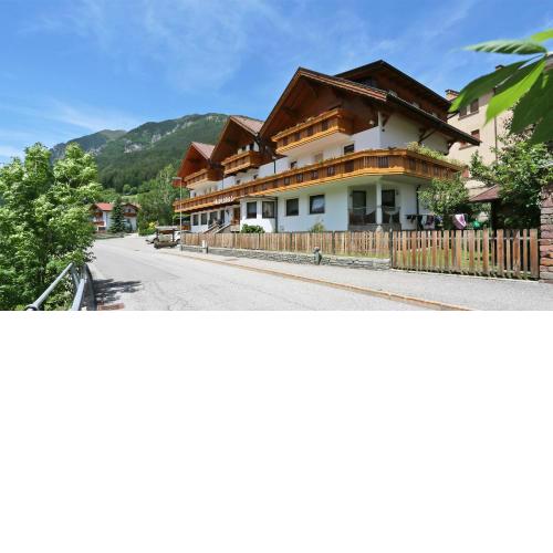 Pension Alpenhof B&B