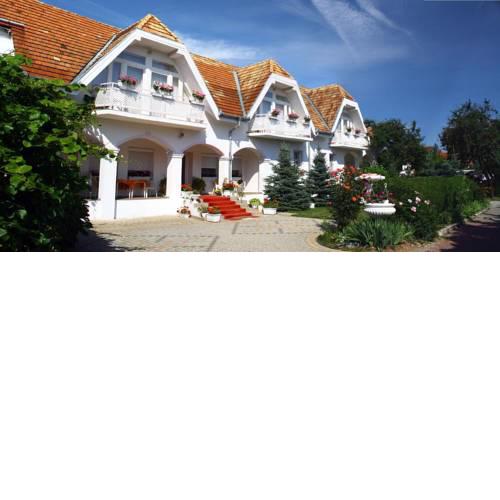 Pension Óvári
