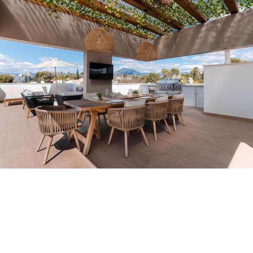 Penthouse - Royal Banus