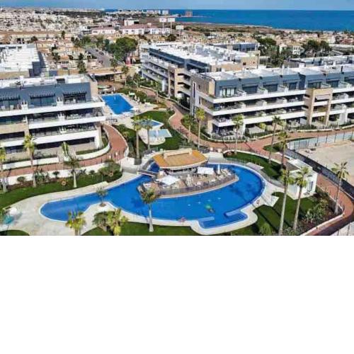 Penthouse 2-Rooms with Private Jacuzzi in the Solarium