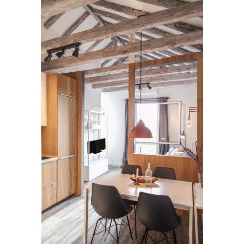 Penthouse, 3Bed in Heart of Malasana