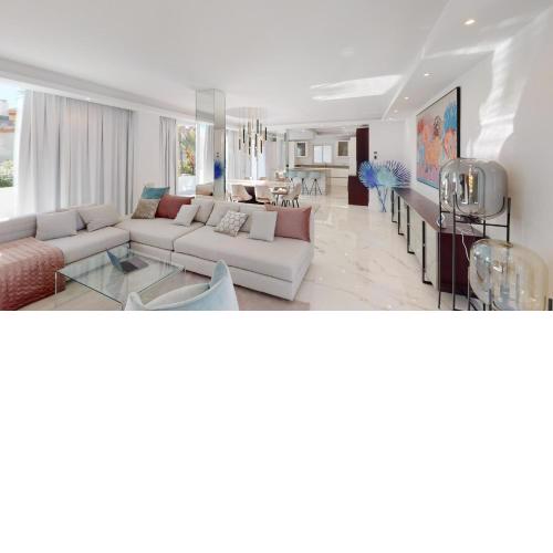 Penthouse La Alcazaba Puerto Banus