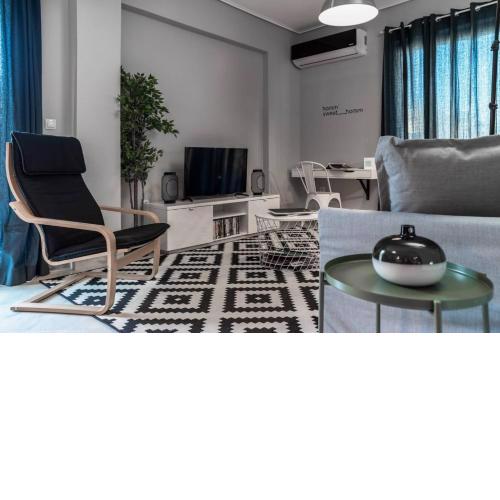 Penthouse with Acropolis view 8ppl, 140sqm