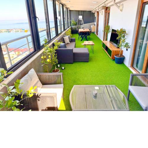 PENTHOUSE