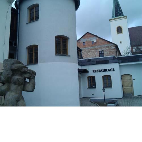 Penzion s restaurací "U MLÝNA"