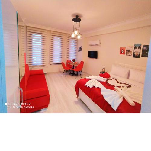 Pera Colour House
