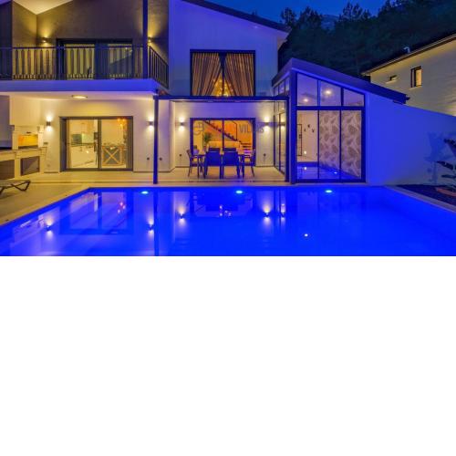 PERA VILLA