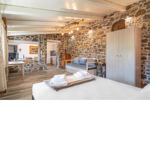 Perachori Boutique Studios in square