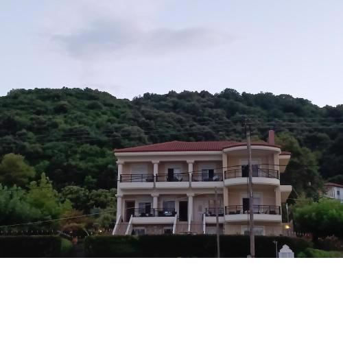 Perdikis Apartments - Paliouria