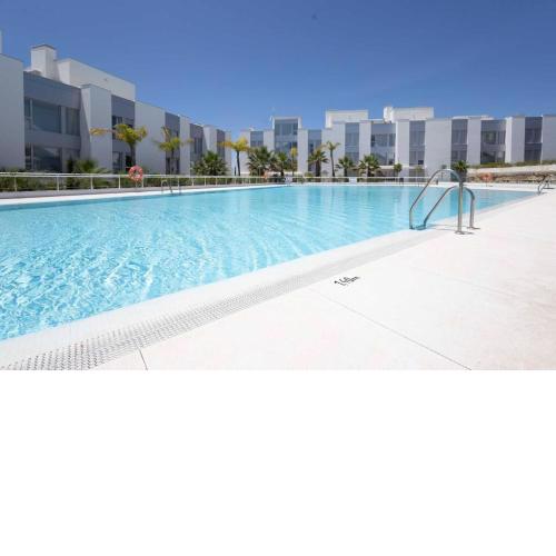 Perfect 3 bed Apt in Le Mirage with Seaview RDR313