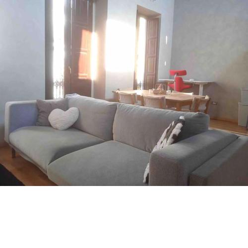 Period 2 bedroom loft with roof terrace
