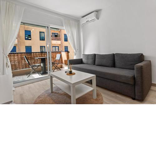 Perla apartment near Fuengirola harbour - Ref 239