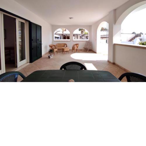 Perla Chiara - Elegante Casa Vacanze a 350 M dalla Spiaggia di Pescoluse