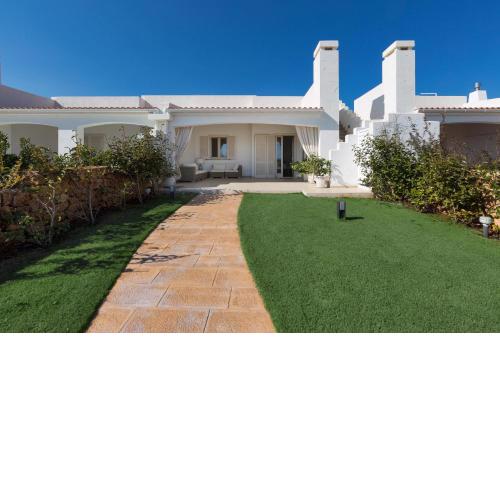 Perla di Ostuni by BarbarHouse