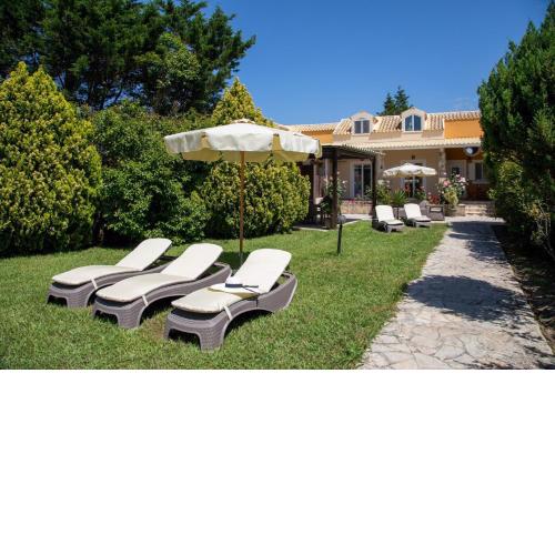 Peroulades Luxury Villa