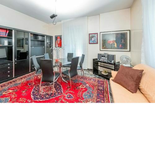 Pescara Colli Roomy Apartment with parking