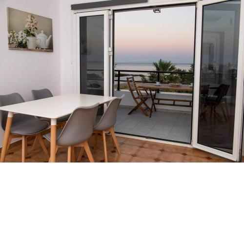 Peter & Paul Seaview House Private Parking, A/C