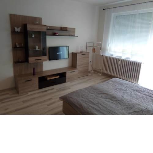 Petőfi Apartman Komló