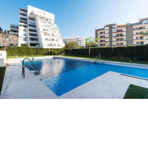 Pets friendly apartment, Next to the Marina and Arroyo de la Miel