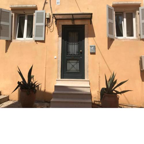 Phaedra's Apartment