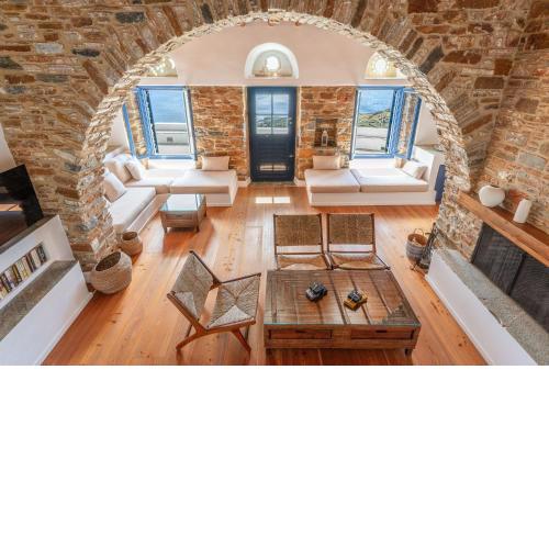 Phaedrus Living: Luxury Stonehouse Tinos