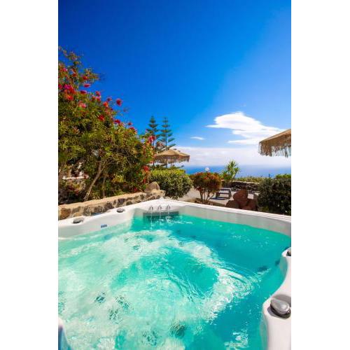 Phaos Santorini Suites