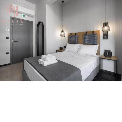 Phìlus, Nilie Hospitality MGMT