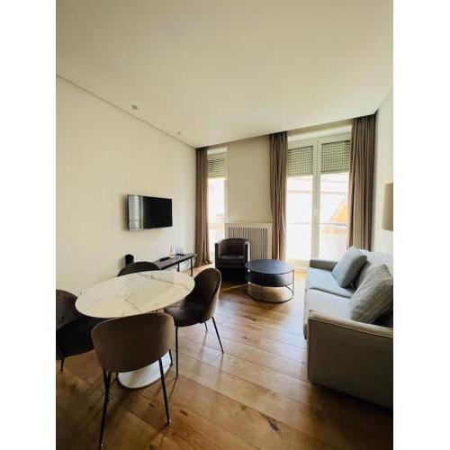 Piazza Affari - Duomo Apartment