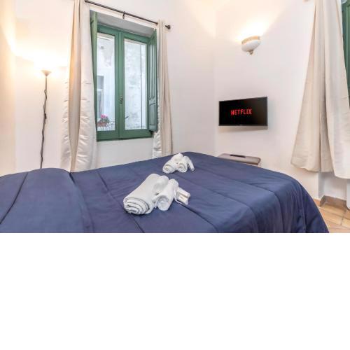 PIAZZA AZUNI a 2 min storico Appartamento IN PIENO CENTRO