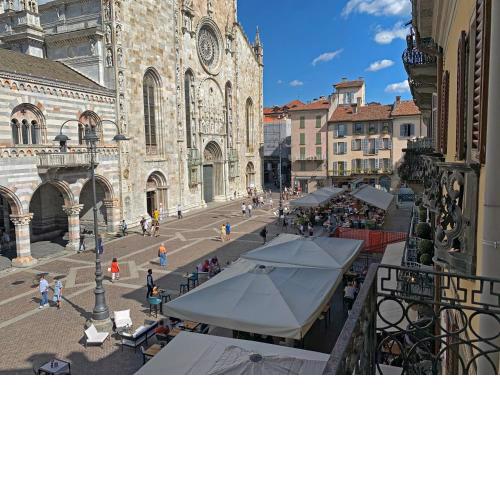 Piazza Duomo Amazing Downtown By Como Vacanze
