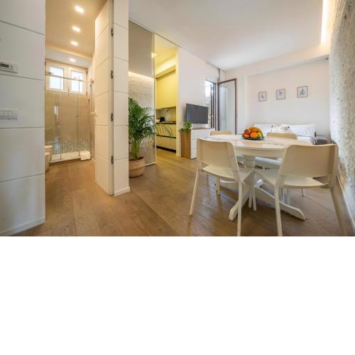 PIAZZA MAGGIORE-Luxury Apartment-Elegant Terrace