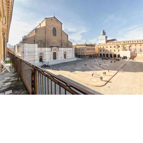 Piazza Maggiore Suite
