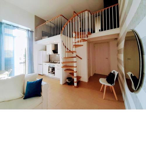Piazza Teatro Apartments & Rooms