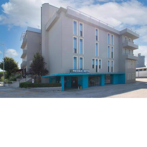 Piccolo Hotel