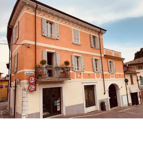 Piccolo Palazzo Vintage