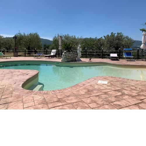 Picturesque farmhouse in Spoleto with swimming pool