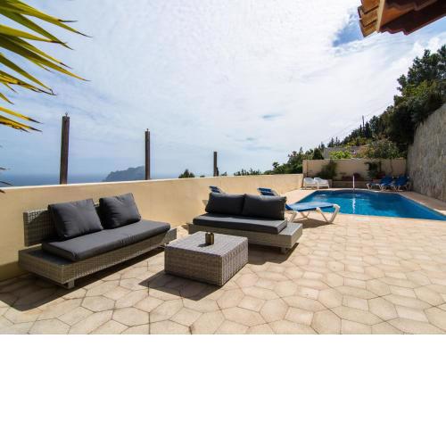 Picturesque Villa in Benissa with Swimming Pool
