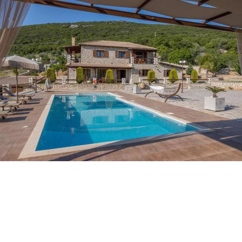 Piedra Villa