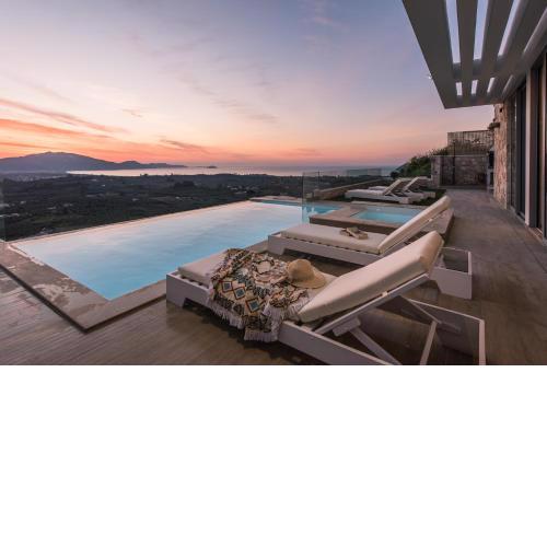 Pietra Caves Suites