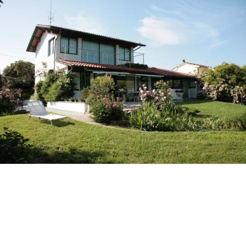 PIETRASANTA - VERSILIA - Villa Arzilla Garden con piscina
