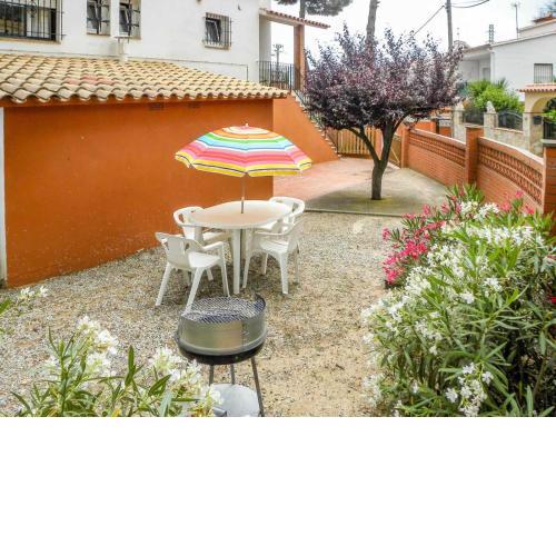 Pinassa 3 Apartamento con jardín privado
